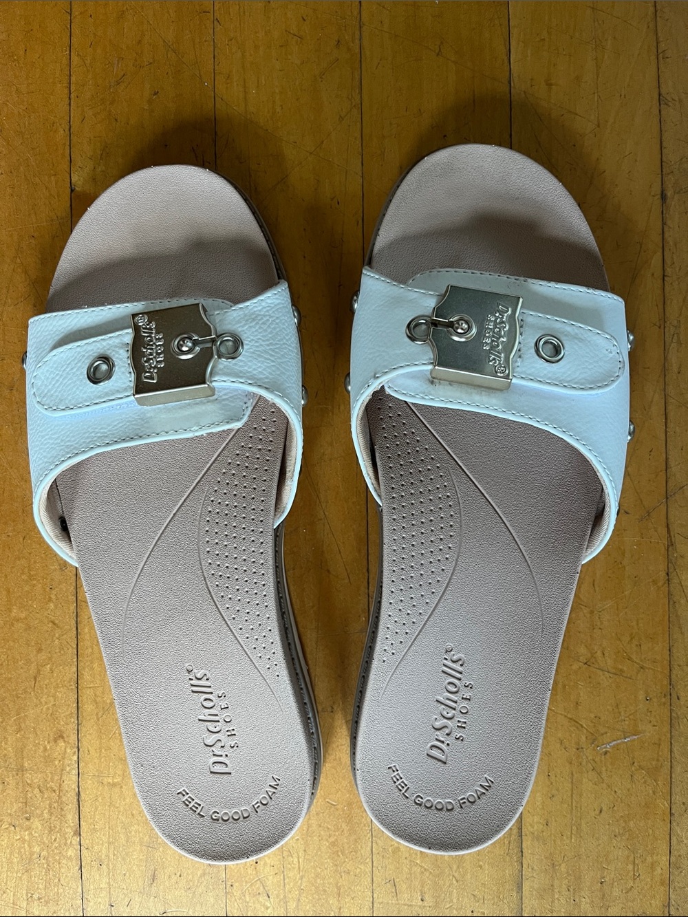 Dr. Scholl's White Slide Mules So Original with Gold-Tone Buckle worn once sz 7